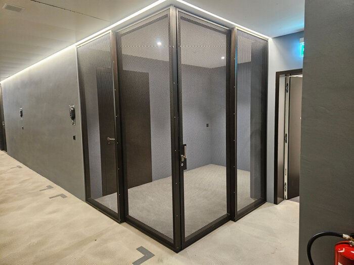 Bircher Stans Branchen Architektur Werner Keller Metall Innen 02